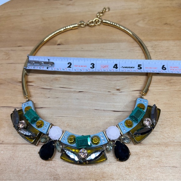 J.Crew Lucite and Crystal Collar Necklace Green Yellow Multi-Color Light Gold Ox - Picture 14 of 15